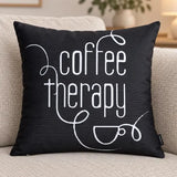 Față de pernă decorativă 45x45 neagră cu mesajul „Coffee Therapy”
