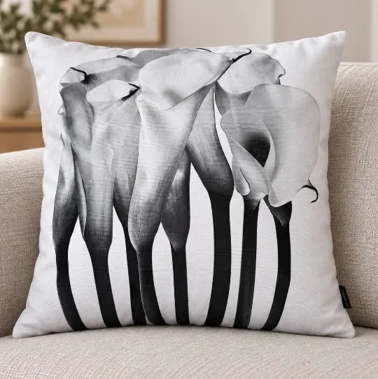 Față de pernă decorativă 45x45 cu flori de cală alb-negru
